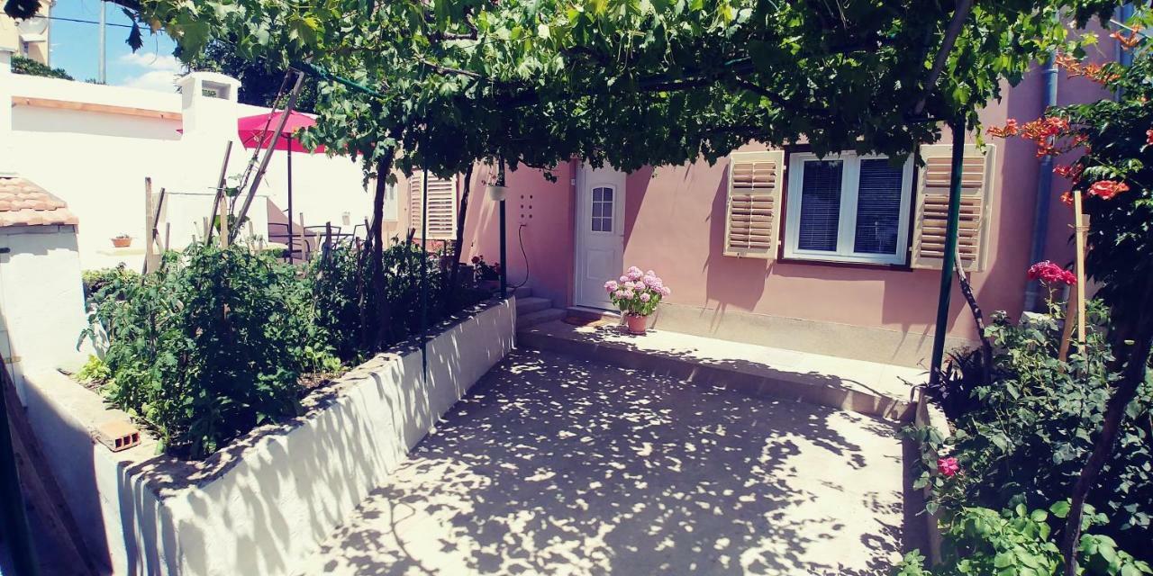 Apartman Ercegovic Σίμπενικ Εξωτερικό φωτογραφία