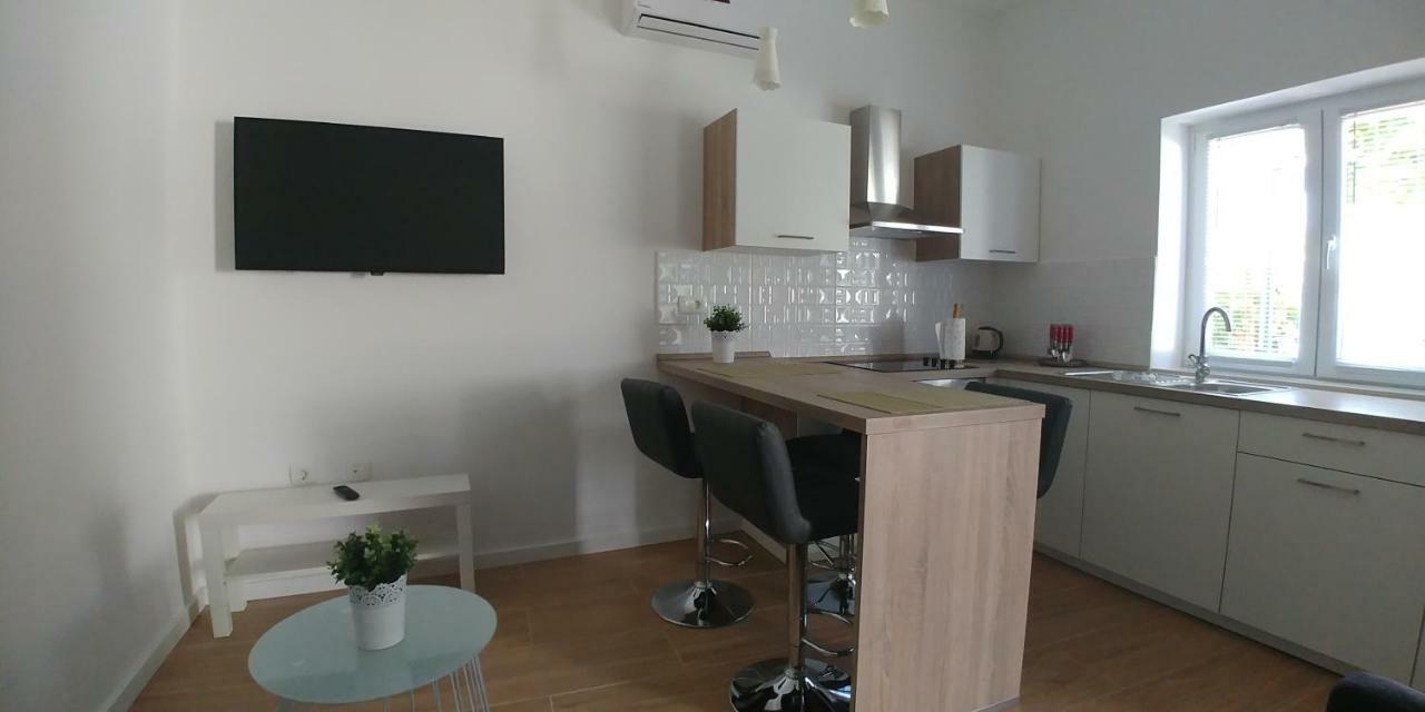 Apartman Ercegovic Σίμπενικ Εξωτερικό φωτογραφία